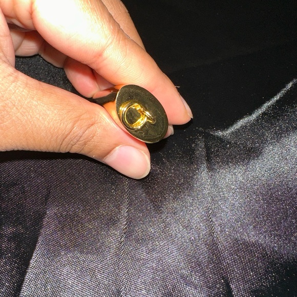 Sharktooth Necklace - Picture 3 of 3